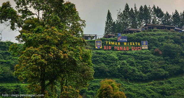 Maring Guci karo Moci