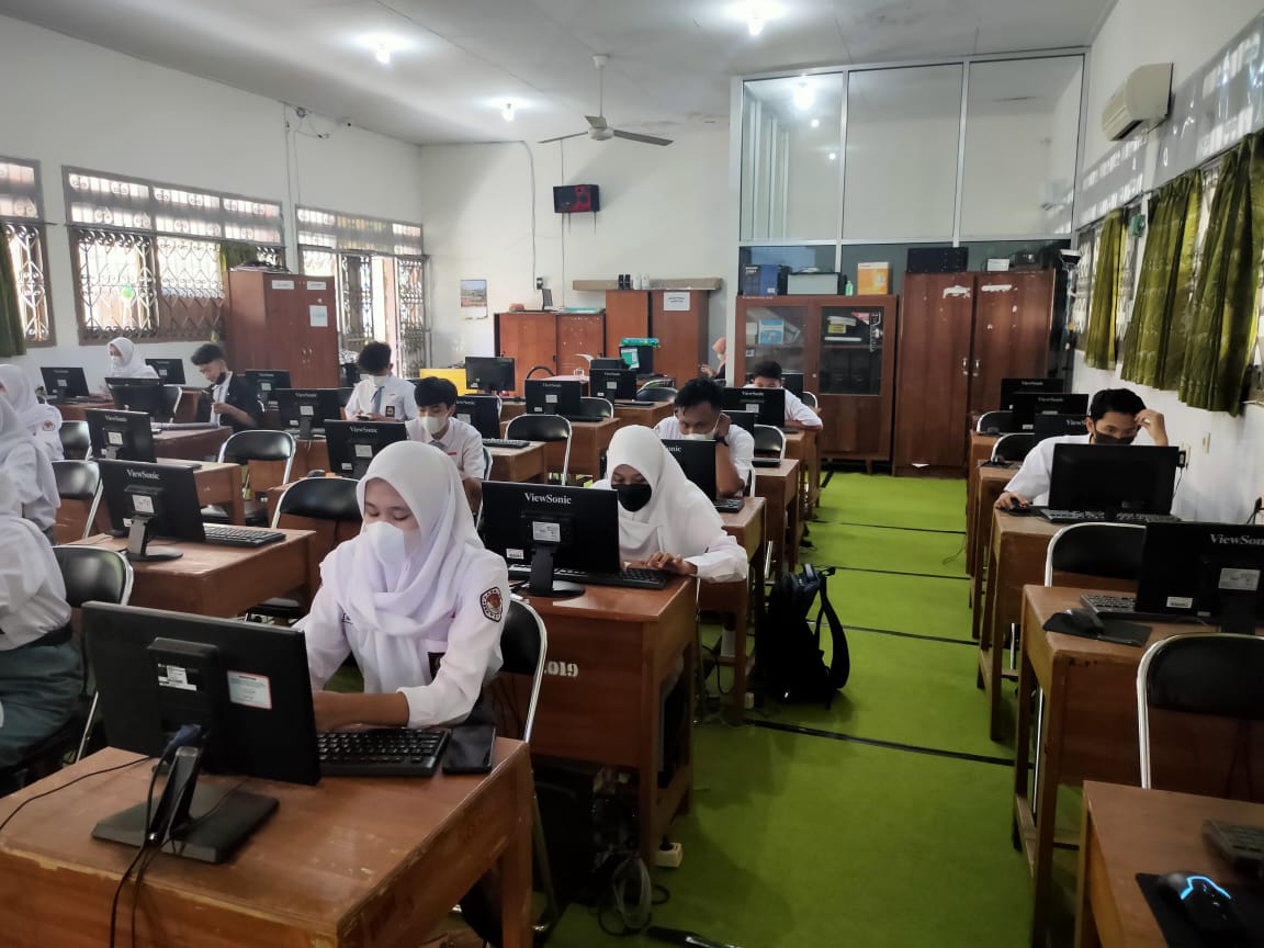 PELAKSANAAN ANBK DI SMAN 3 SLAWI