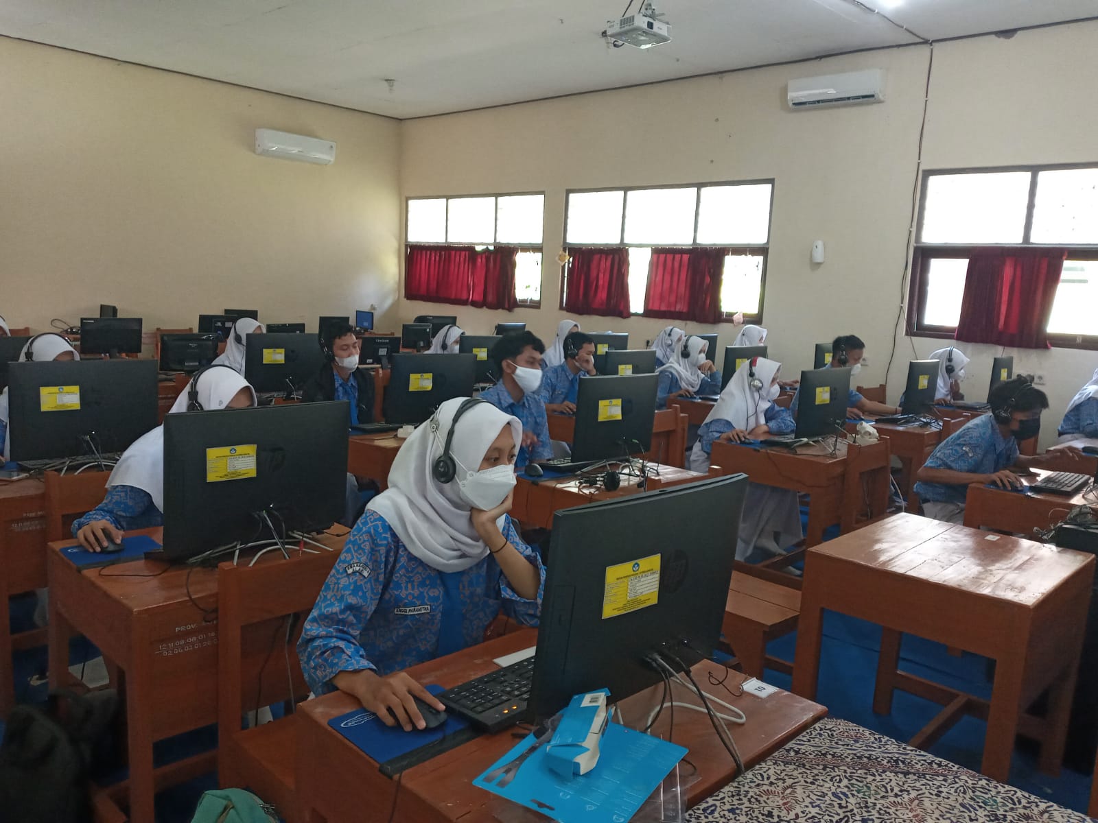 Seri Latihan UKBI bagi Siswa, SMAN 3 Slawi Mantapkan sebagai Sekolah yang Baik dalam Menerapkan Budaya Berbahasa Indonesia