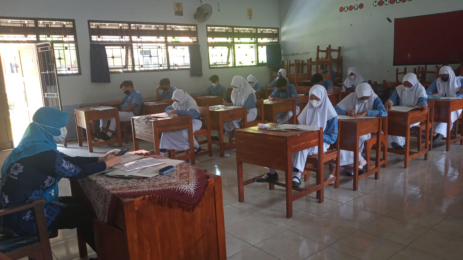 Ujian Sekolah Salah Satu Penentu Kelulusan